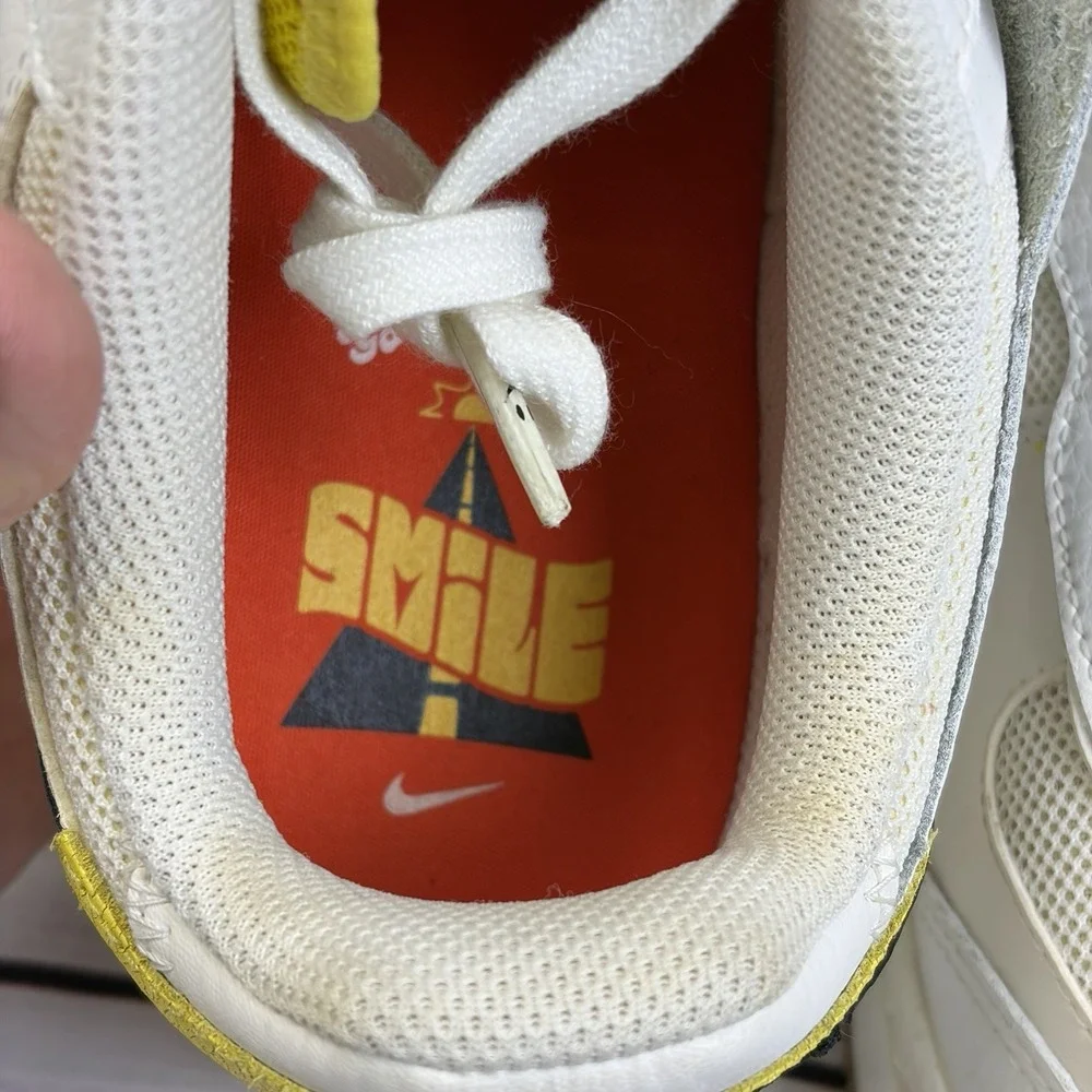 Nike Air Force 1 Shadow 'Go the Extra Smile' White Sneakers, Size 7.5 DO5872-100